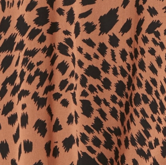 Banana Republic Leopard print LS bodysuit size S - Picture 3 of 8